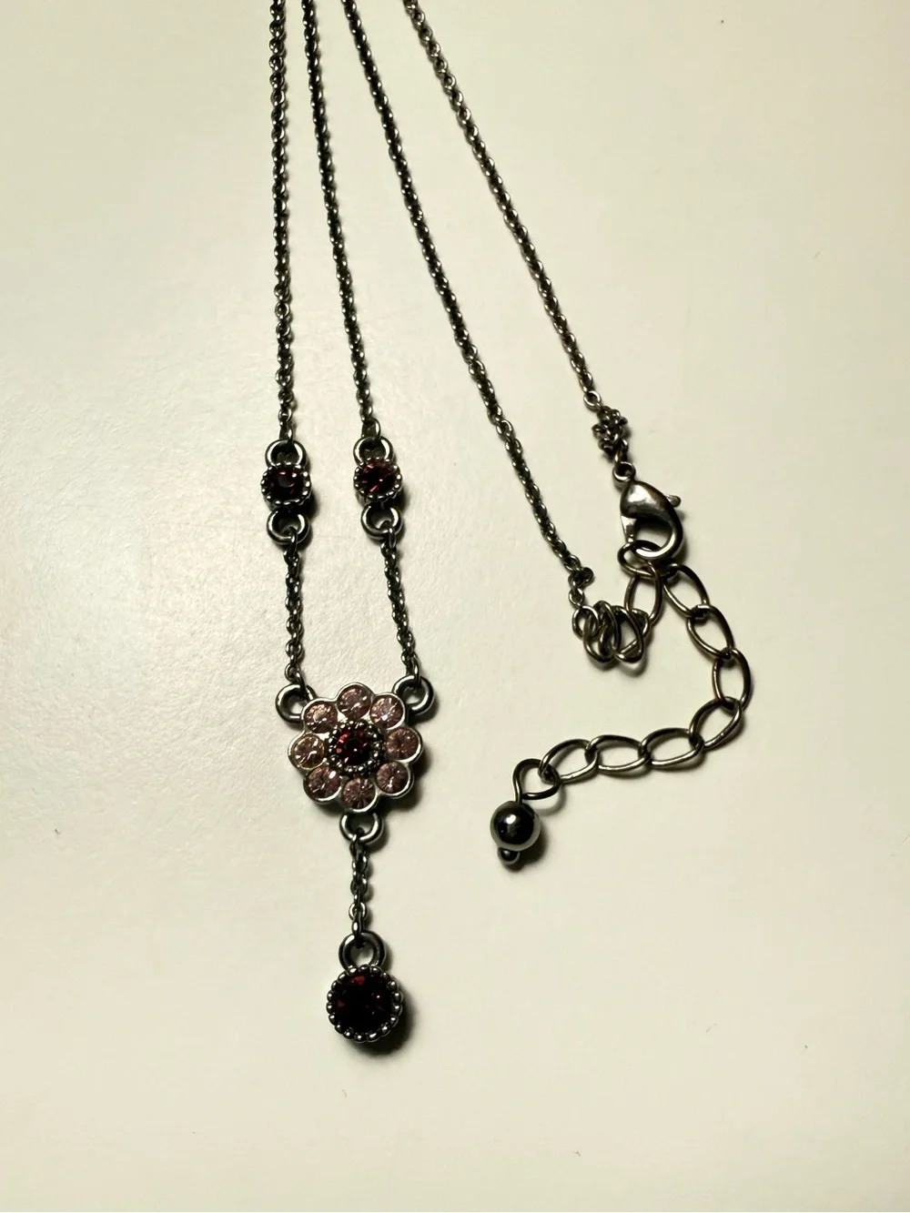 ▪️ Delicate Light & Dark Purple Flower Pendant Necklace • Women's Jewelry - Picture 1 of 6